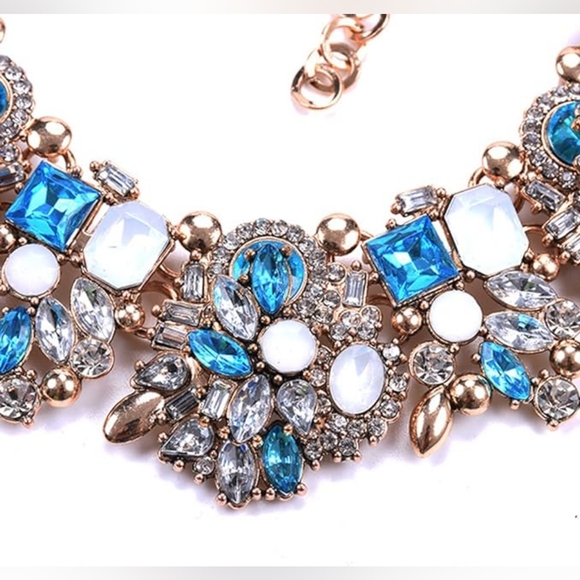 Elegant Blue & White Diamante Rhinestone Bejeweled Collar Necklace - Picture 2 of 2